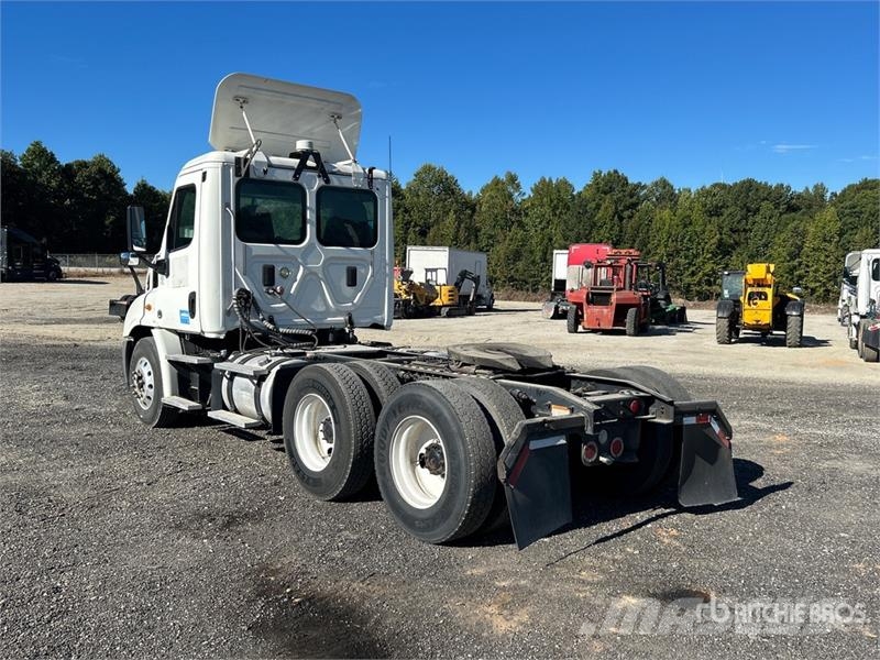 Freightliner Cascadia 113 Trekkers