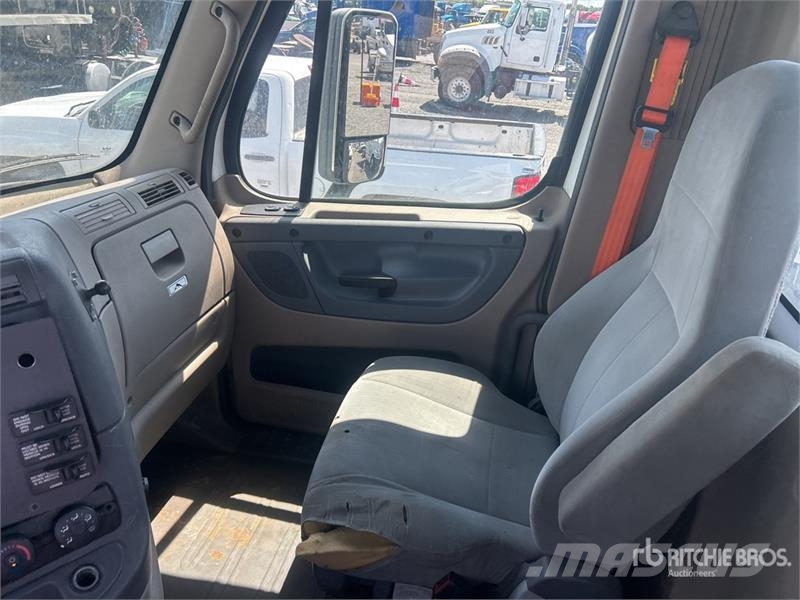 Freightliner Cascadia 125 Седельные тягачи