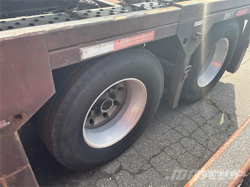 Freightliner Cascadia 113 Camiones portacoches