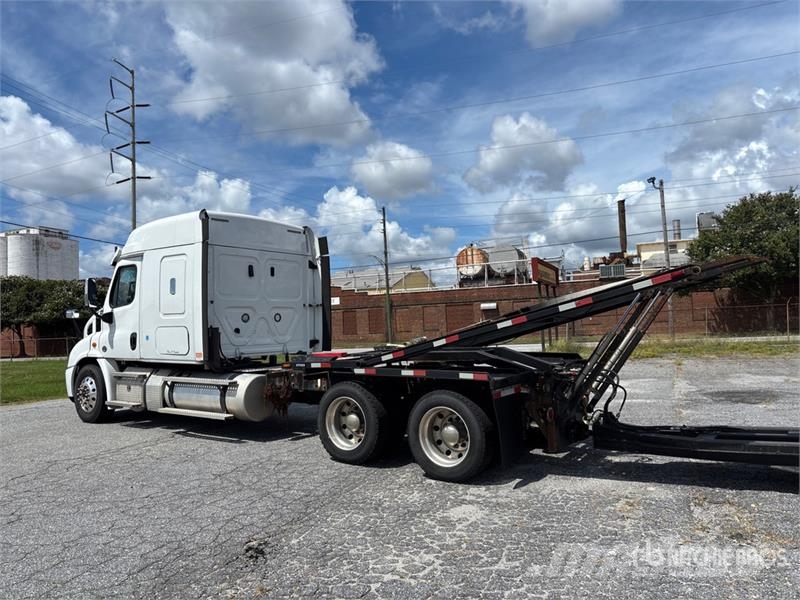 Freightliner Cascadia 113 6x4 Sleeper Car Carrier Truck Biltransportbilar