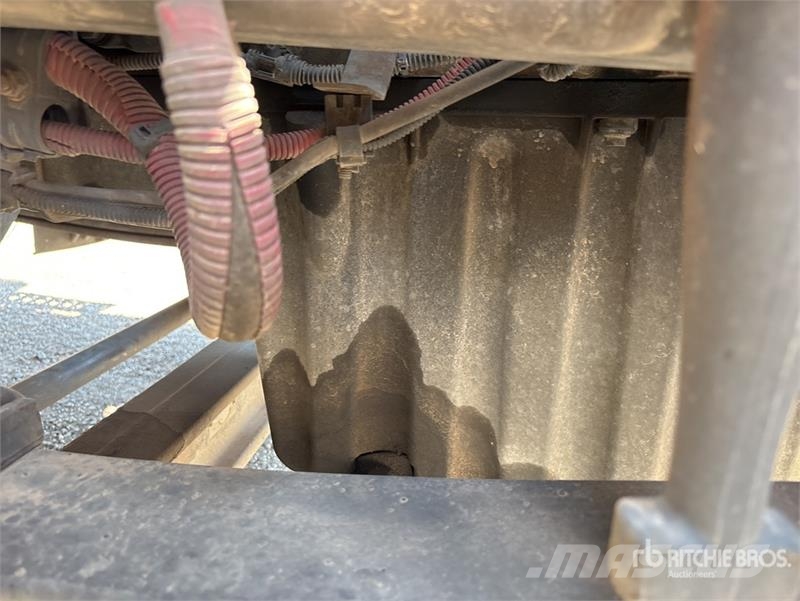 Freightliner Cascadia 113 Camiones portacoches