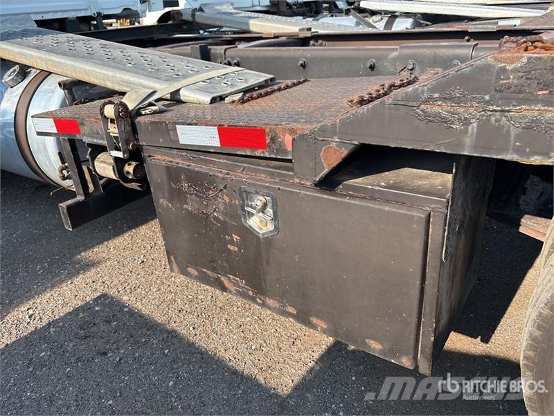 Freightliner Cascadia 113 Camiones portacoches
