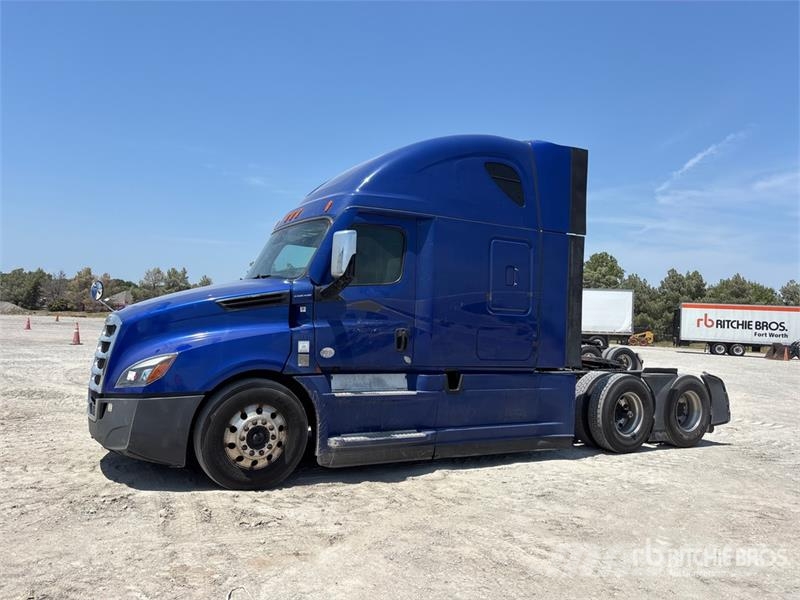 Freightliner Cascadia 126 6x4 T/A Sleeper Truck Tractor Τράκτορες