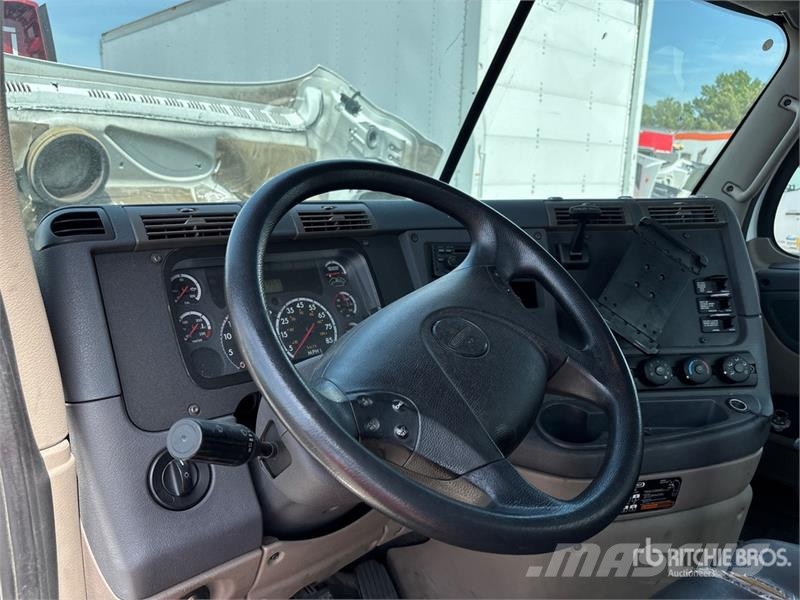 Freightliner Cascadia 125 Tegljači