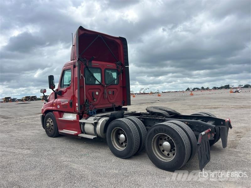 Freightliner Cascadia 125 Tahače