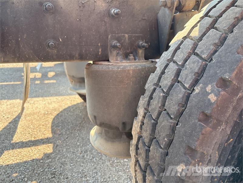 Freightliner Cascadia 113 Camiones portacoches