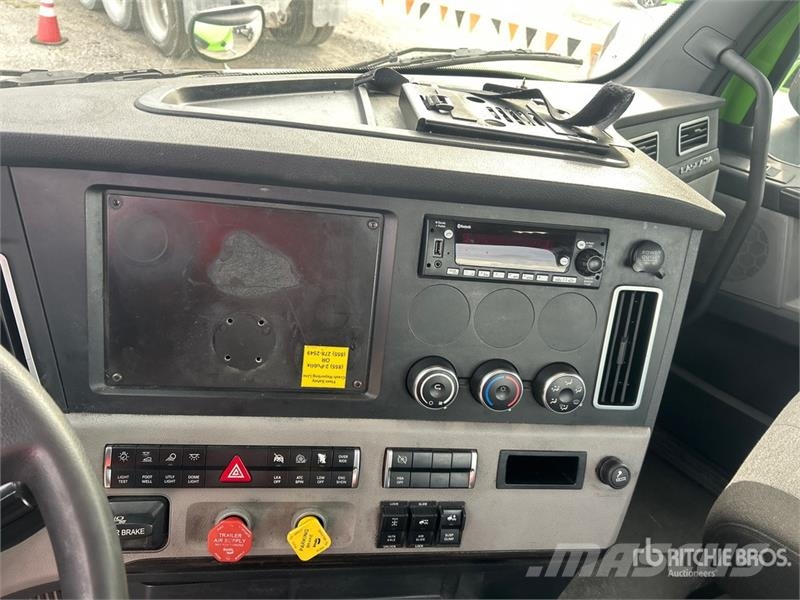 Freightliner Cascadia 116 Vilcēji