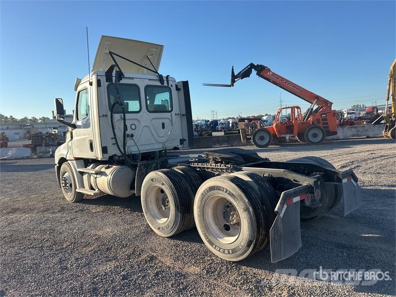Freightliner Cascadia 126 Tegljači