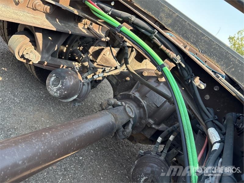 Freightliner Cascadia 113 Camiones portacoches