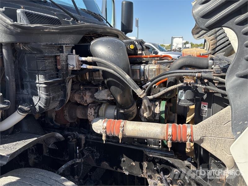 Freightliner Cascadia 125 6x4 T/A Sleeper Truck Tractor Sattelzugmaschinen