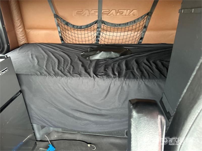 Freightliner Cascadia 126 6x4 T/A Sleeper Truck Tractor Motrici e Trattori Stradali