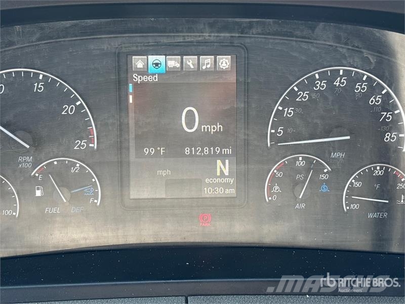 Freightliner Cascadia 116 曳引機組件