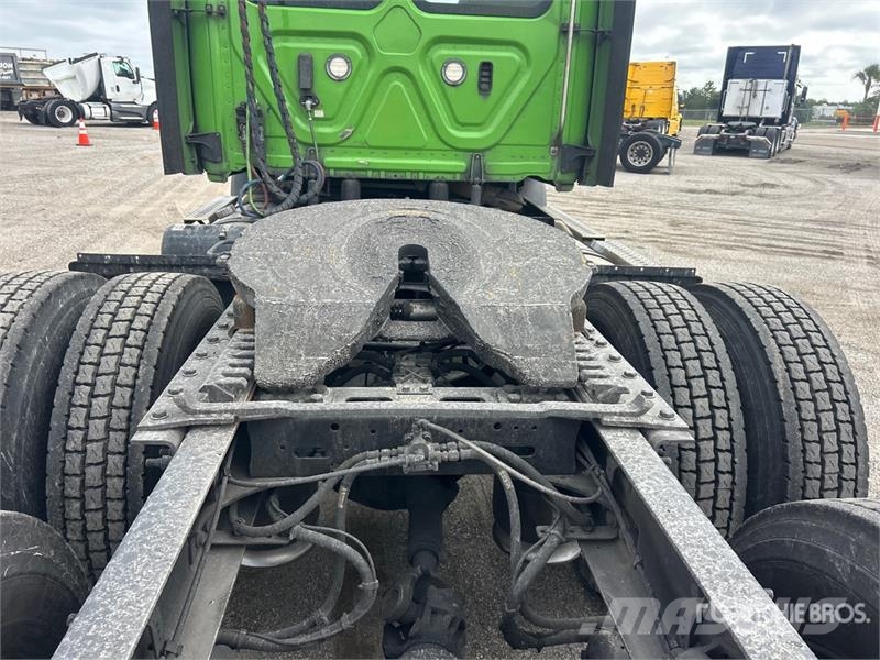 Freightliner Cascadia 116 Trekkvogner