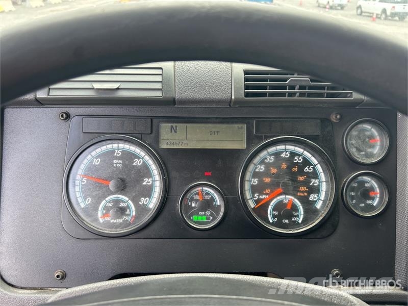 Freightliner Cascadia 113 Camion benne