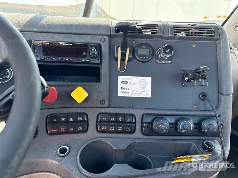 Freightliner Cascadia 113 Седельные тягачи