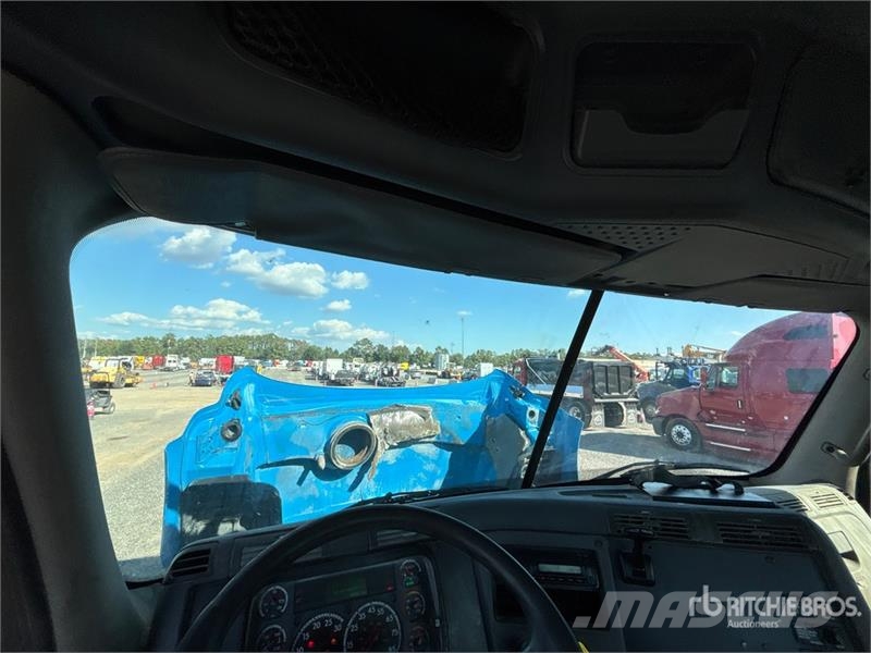 Freightliner Cascadia 113 Vlačilci