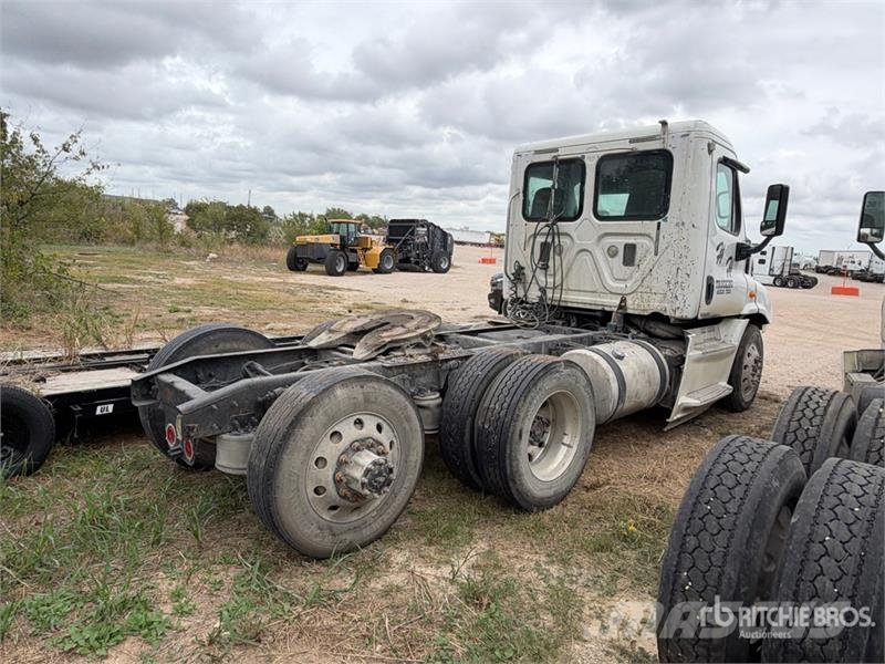Freightliner Cascadia 113 Cavalos mecânicos