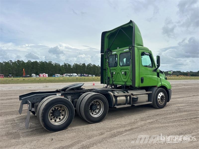 Freightliner Cascadia 116 Vlačilci
