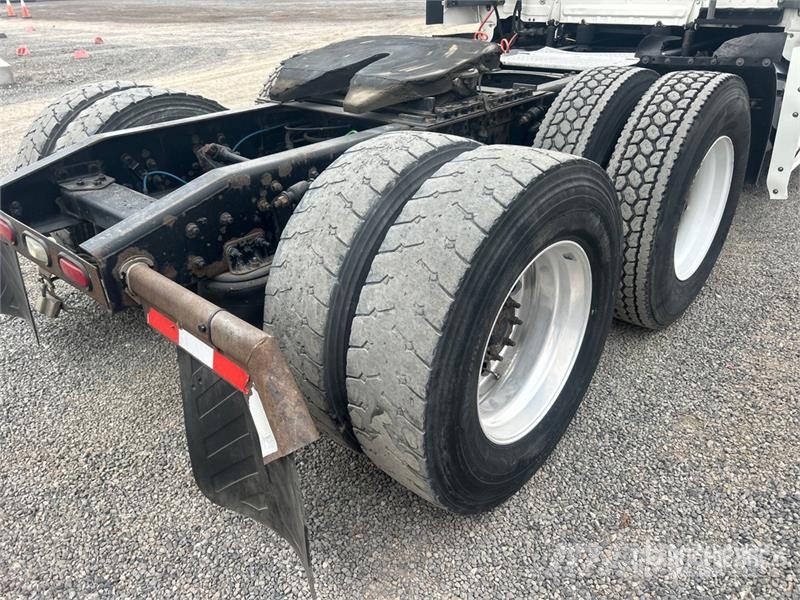 Freightliner Cascadia 126 Влекачи