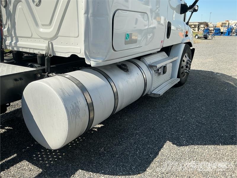 Freightliner Cascadia 113 Tegljači