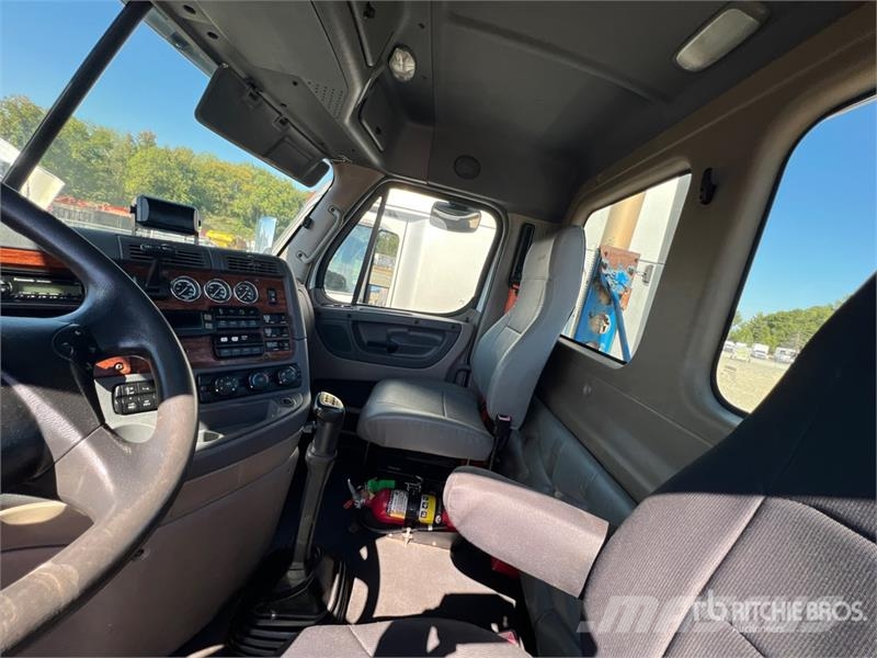Freightliner Cascadia 125 Tractor Units