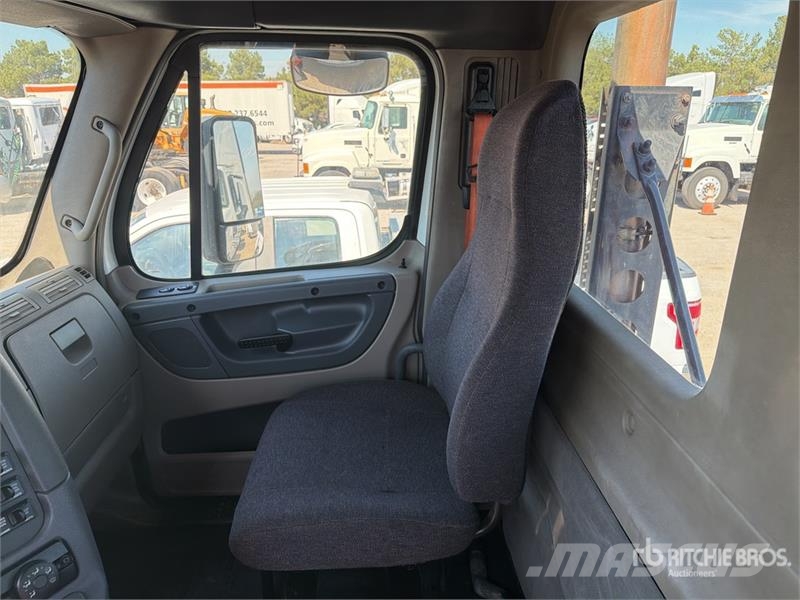Freightliner Cascadia 125 Седельные тягачи