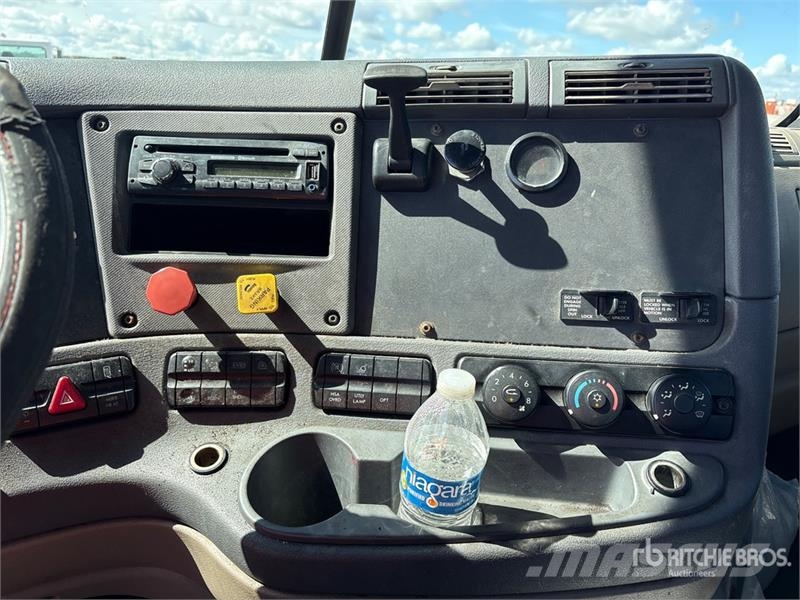 Freightliner Cascadia 125 Tractor Units