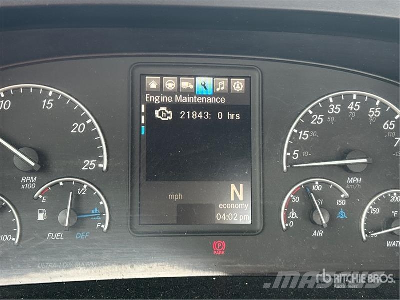Freightliner Cascadia 116 Тягачі