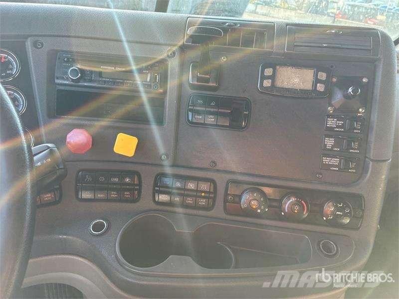 Freightliner Cascadia 125 Влекачи