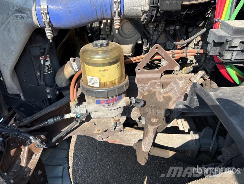 Freightliner Cascadia 113 Camiones portacoches