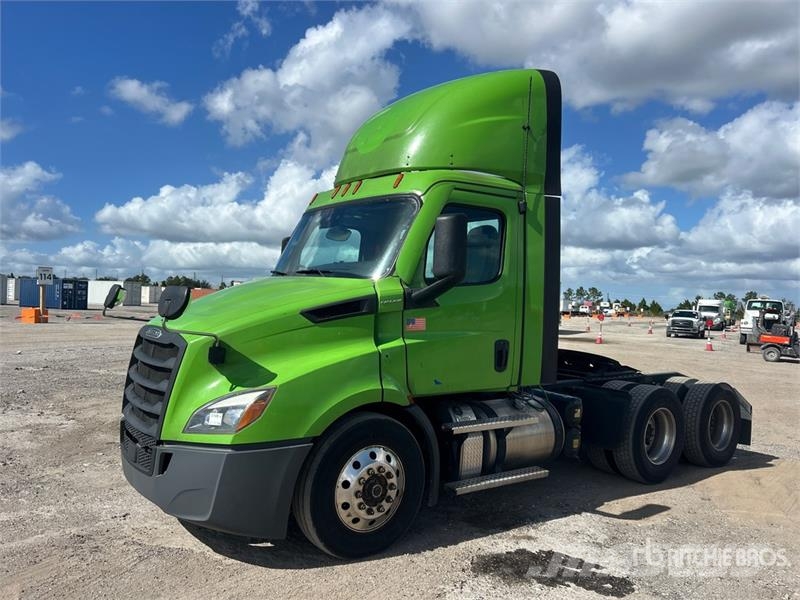 Freightliner Cascadia 116 Cavalos mecânicos