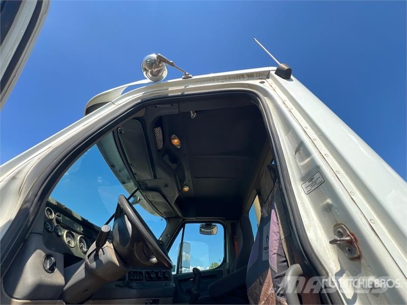 Freightliner Cascadia 125 Prime Movers