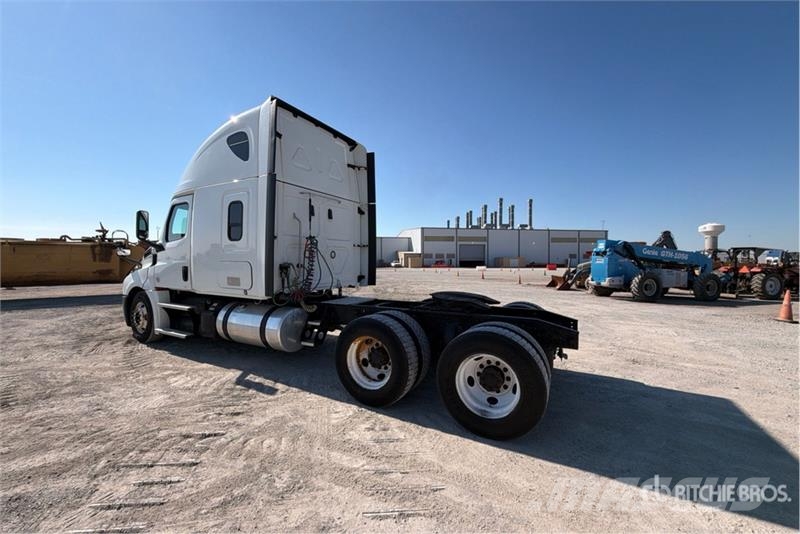 Freightliner Cascadia 126 Tractor Units