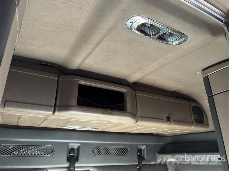 Freightliner Cascadia 125 Влекачи