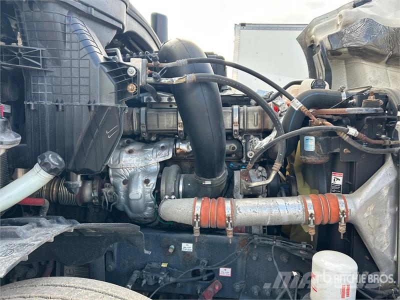 Freightliner Cascadia 126 Tractor Units