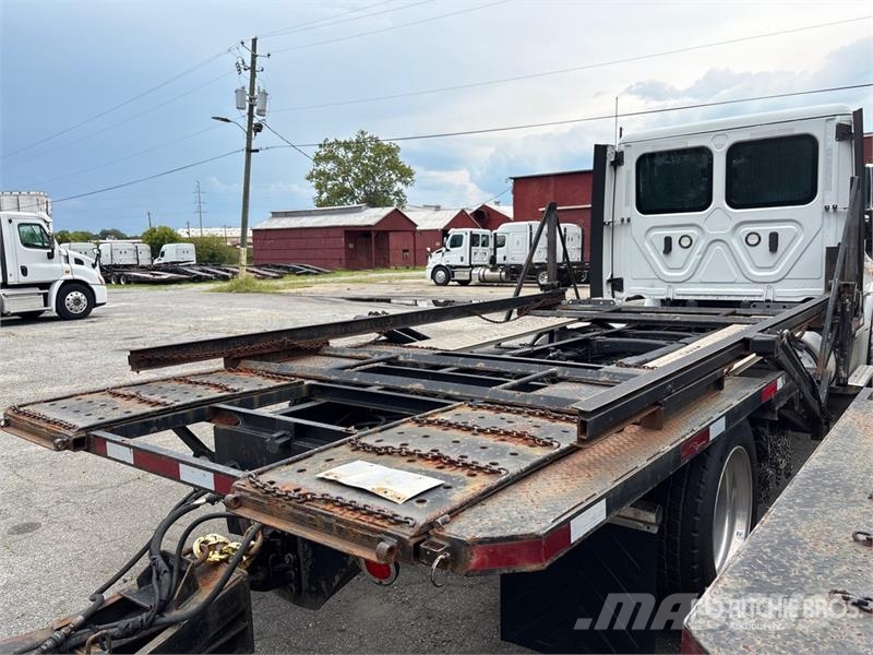 Freightliner Cascadia 113 4x2 Car Carrier Truck Vehicle transporters