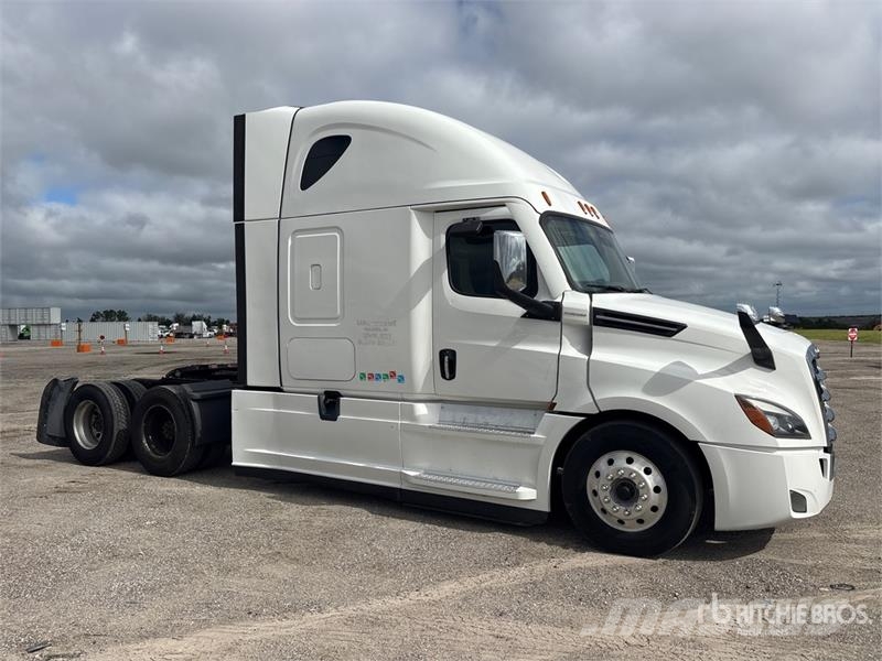 Freightliner Cascadia 126 Влекачи