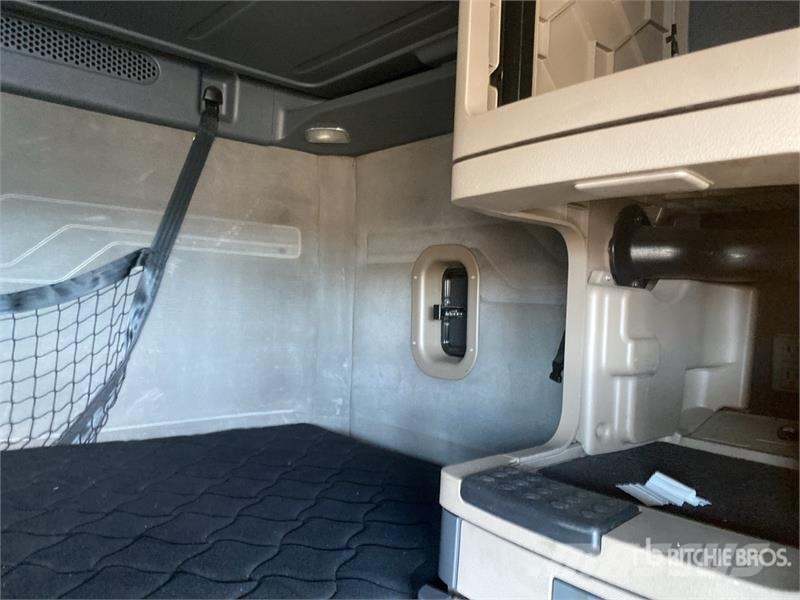 Freightliner Cascadia 125 Влекачи