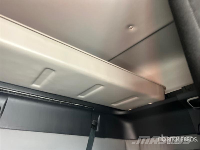 Freightliner Cascadia 116 曳引機組件