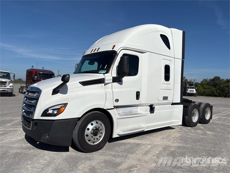 Freightliner Cascadia 126 6x4 T/A Sleeper Truck Tractor Τράκτορες