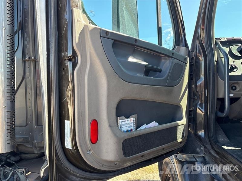 Freightliner Cascadia 113 Cavalos mecânicos