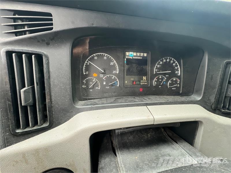 Freightliner Cascadia 116 Tahače