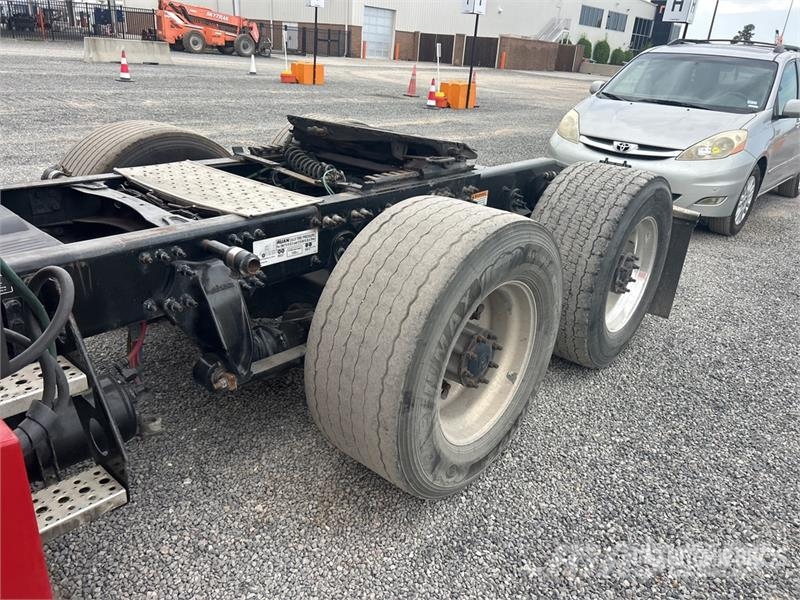 Freightliner Cascadia 125 6x4 T/A Sleeper Truck Tractor Sattelzugmaschinen