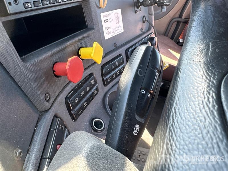 Freightliner Cascadia 113 Седельные тягачи