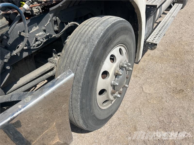 Freightliner Cascadia 126 Çekiciler