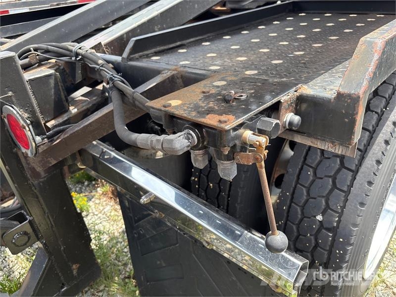 Freightliner Cascadia 113 6x4 Sleeper Car Carrier Truck Biltransportbilar