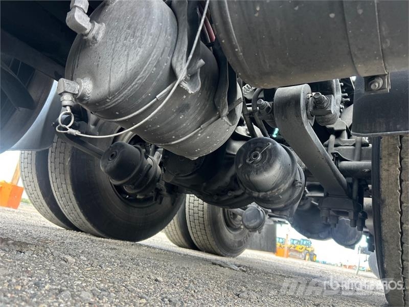 Freightliner Cascadia 113 中古トラクターヘッド | トレーラーヘッド