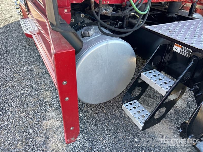 Freightliner Cascadia 126 6x4 T/A Sleeper Truck Tractor Trekkers