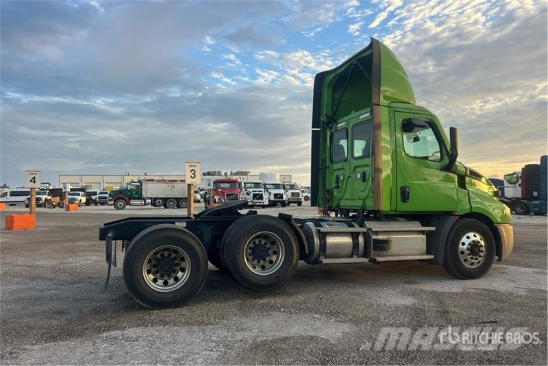Freightliner Cascadia 116 Ťahače