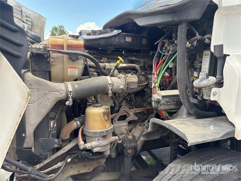 Freightliner Cascadia 113 Camiones portacoches